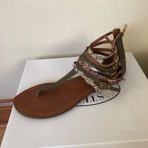 Steve Madden Sandal - 8.5